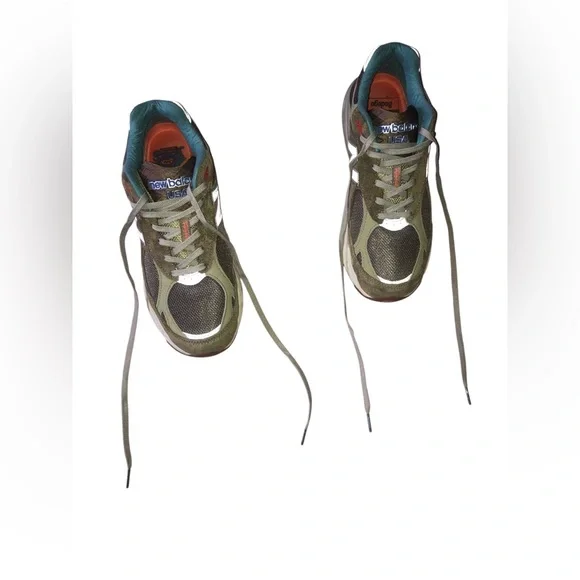 Sold Size 9 - New Balance X Bodega Collaboration x 990v3 Made In USA Anniversary - Picture 2 of 10